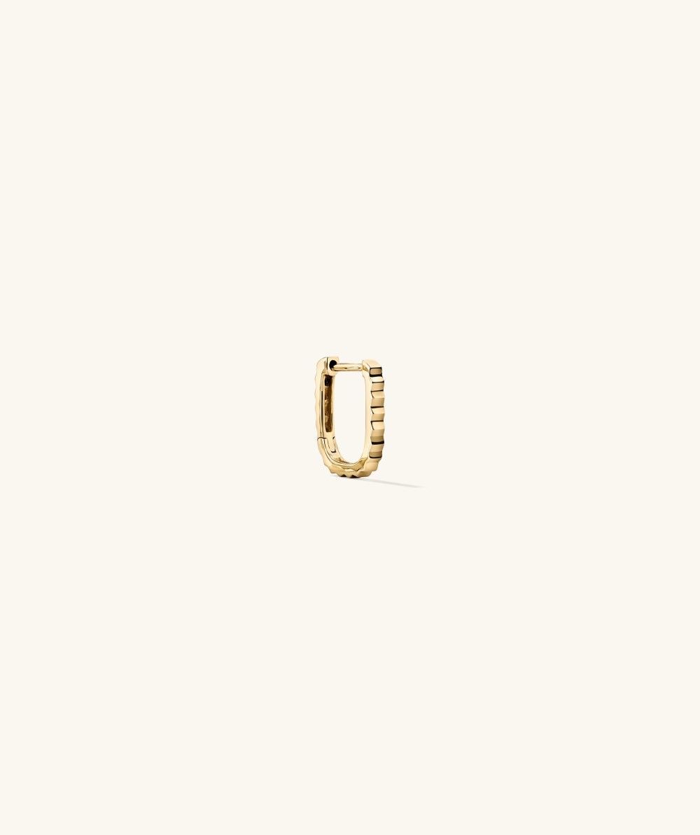 Mejuri Pleated Huggie U Hoop - 14k Yellow Gold