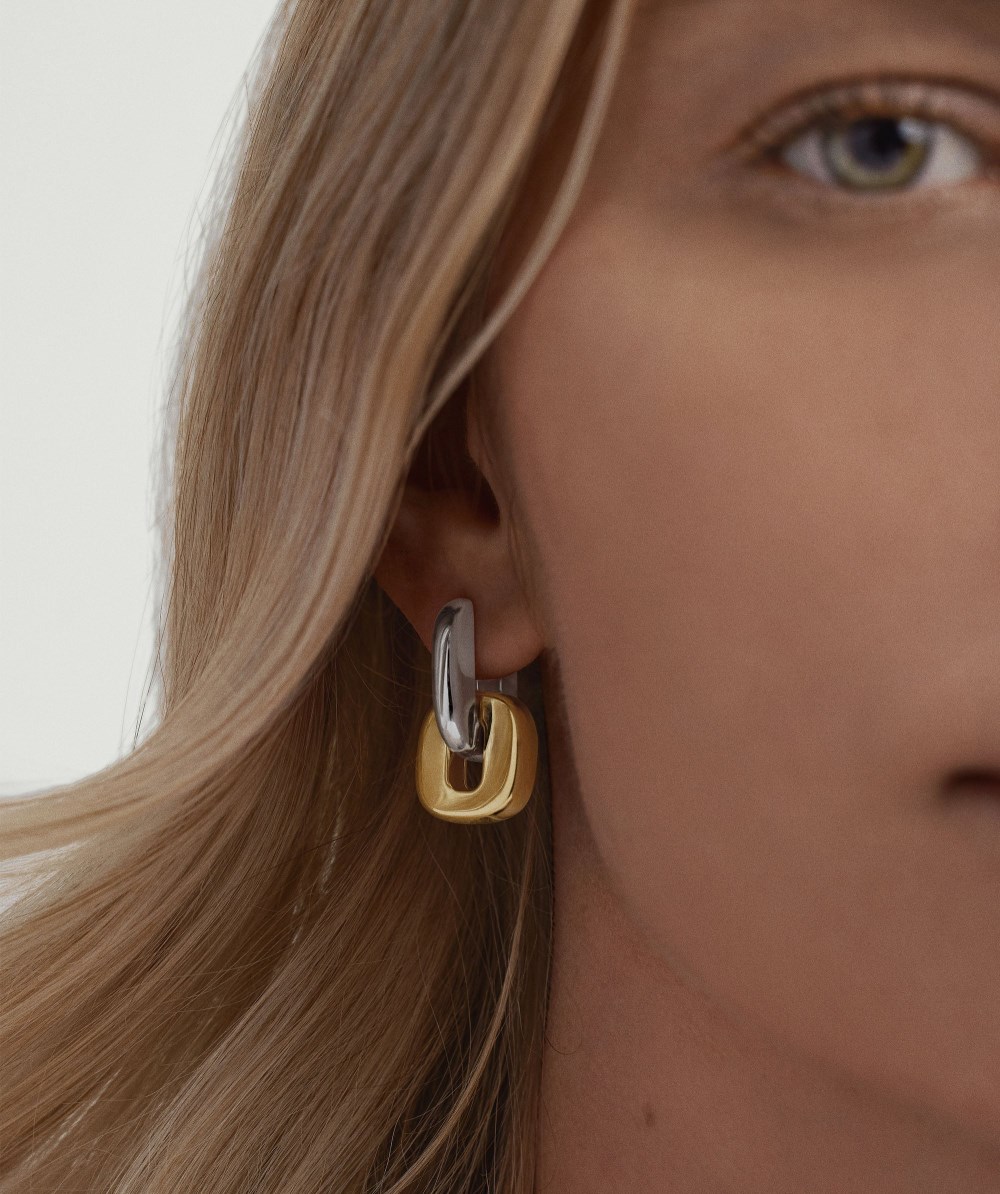 Mejuri Stevie Hoop Links - Sterling Silver, White Topaz