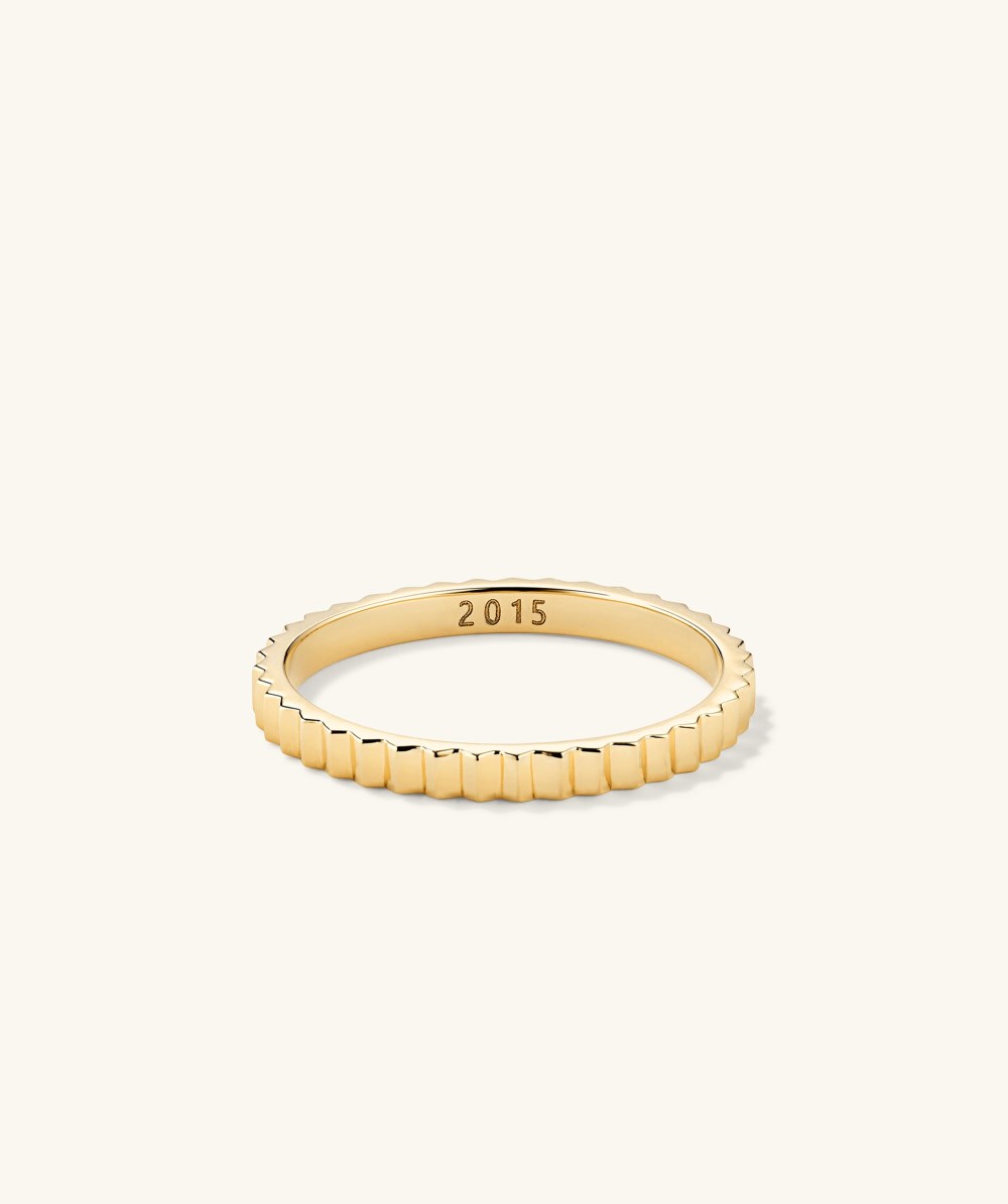 Mejuri Eternity Line Band - 14k Yellow Gold