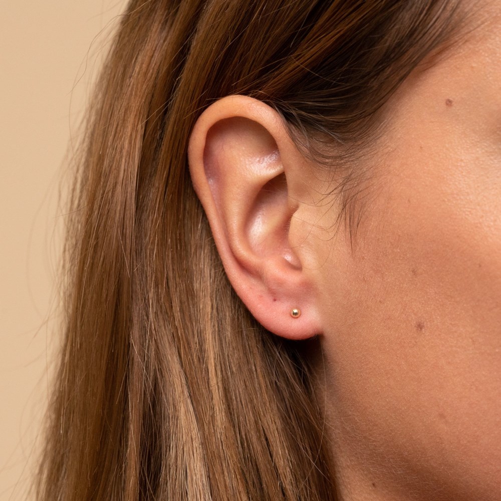 Mejuri Sphere Studs - 14k Yellow Gold