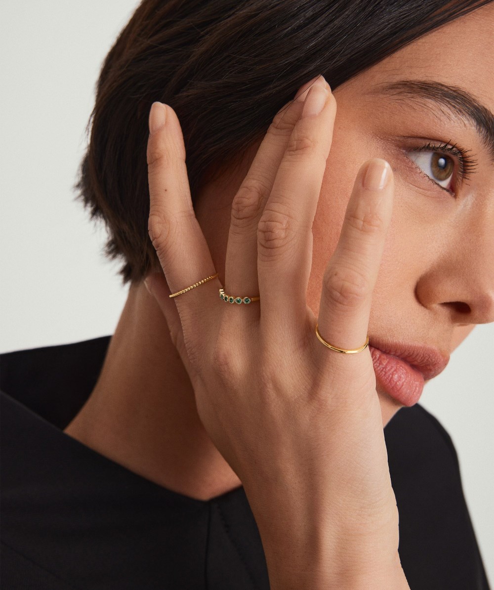 Mejuri Bezel Emerald Half Eternity Band - 14k Yellow Gold