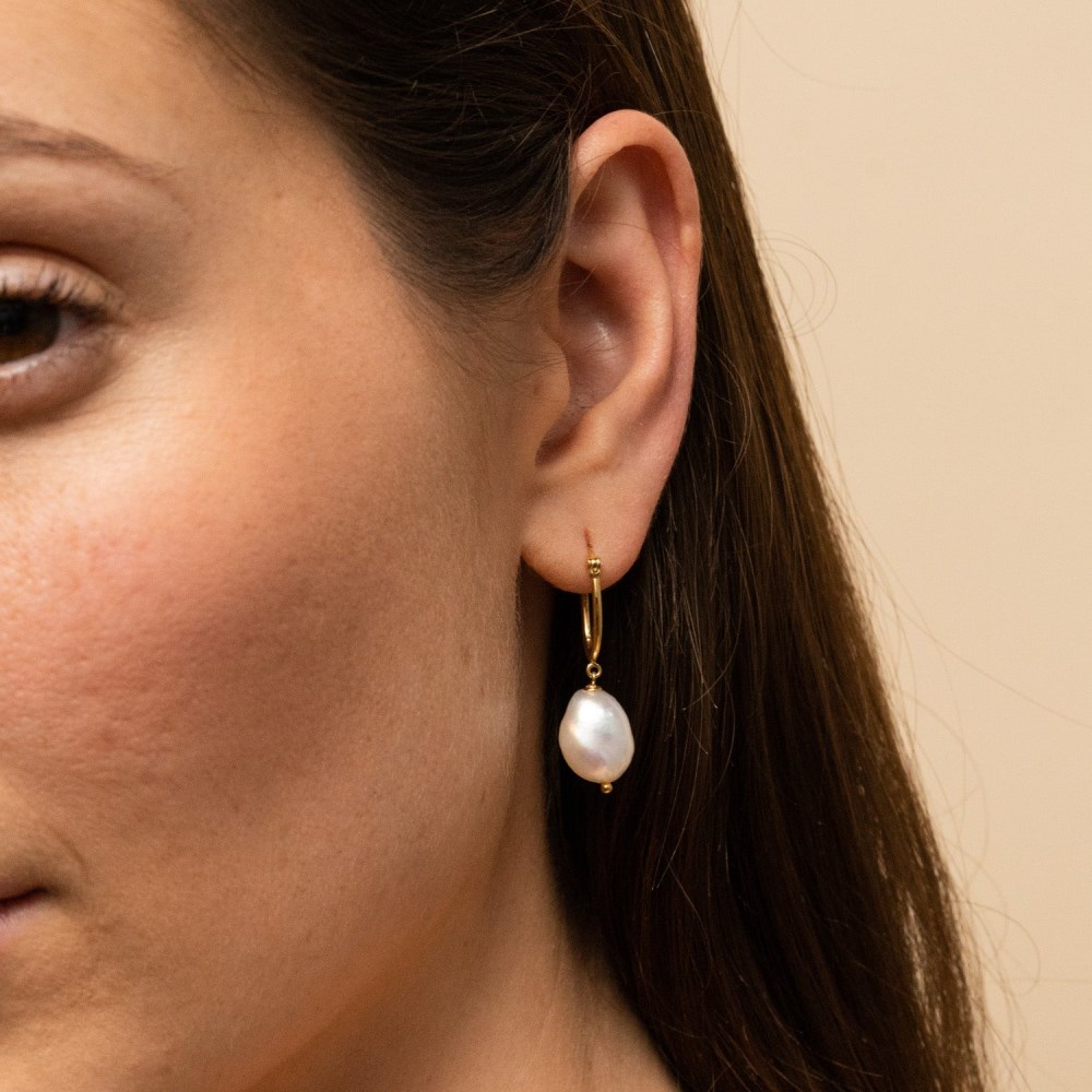 Mejuri Organic Pearl Hoops - Gold Vermeil