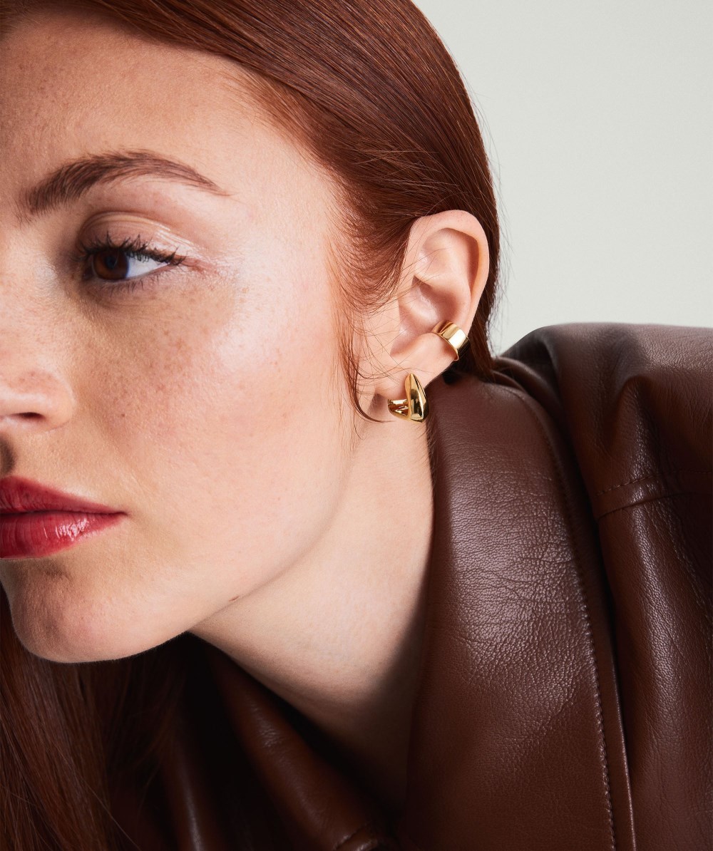 Mejuri Patra Medium Hoops - Gold Vermeil