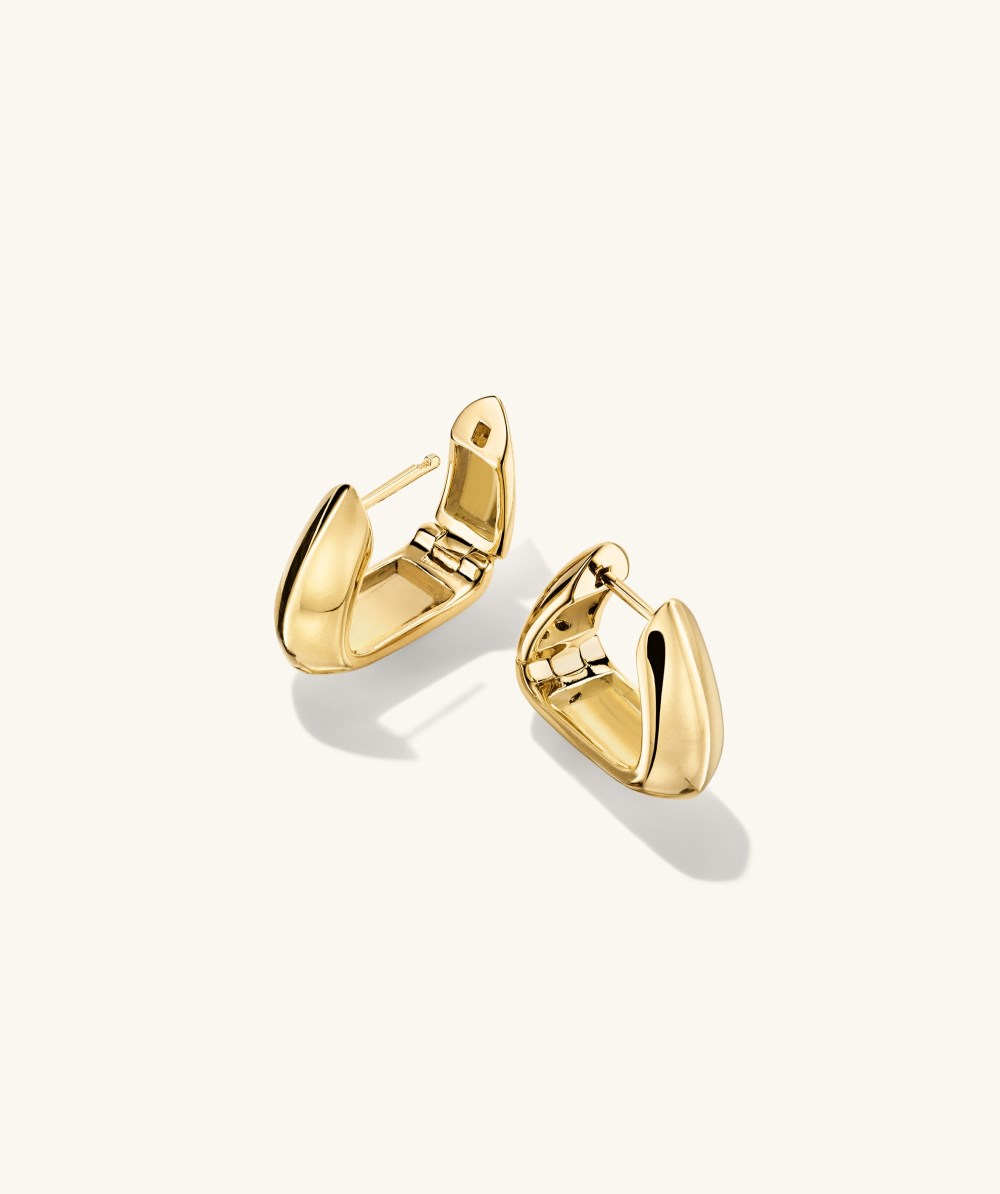 Mejuri Patra Medium Hoops - Gold Vermeil